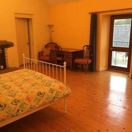 Clare Ecolodge Feakle