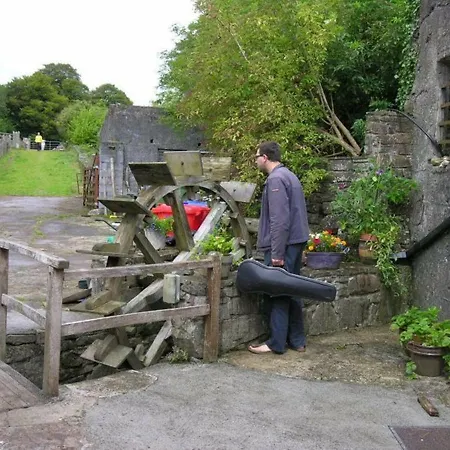 Clare Ecolodge * Feakle