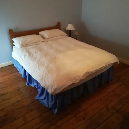 Clare Ecolodge Pensión *