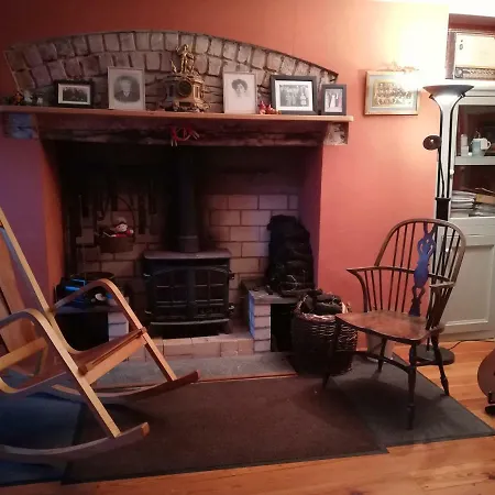 Clare Ecolodge Pensión *