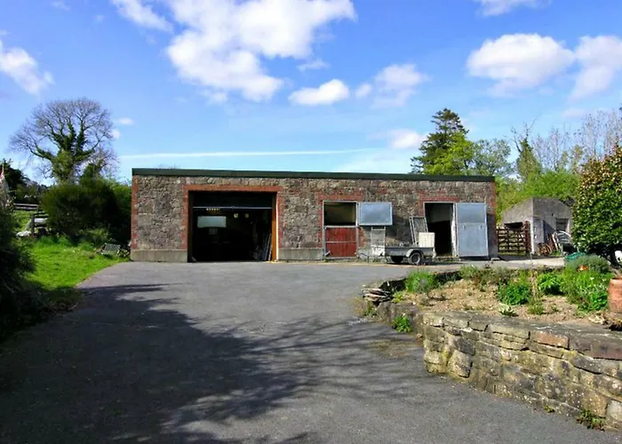 Clare Ecolodge Feakle