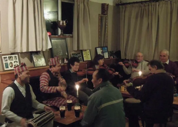 Clare Ecolodge Feakle